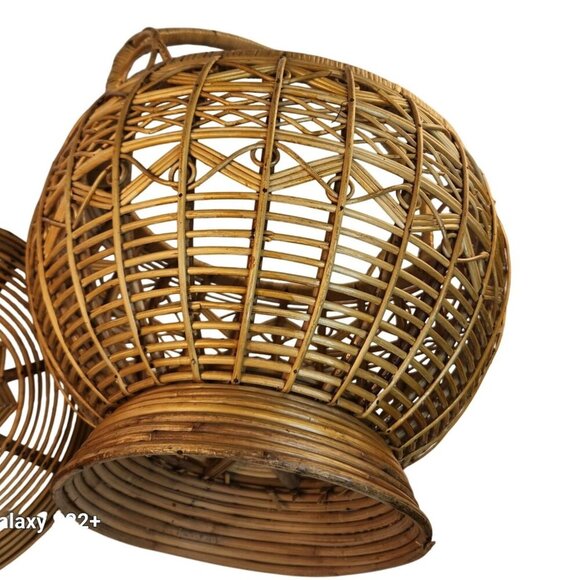 Handwoven Lidded Wicker Basket/Rattan Decorative Storage  - Boho Chic  Handcraft - Picture 11 of 15